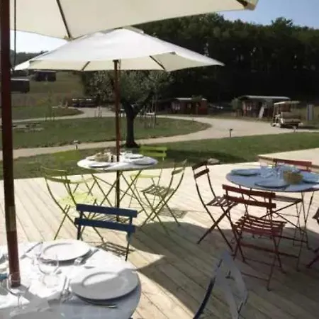 Zecamping 4 Etoiles Familial Animaux Acceptes Bien-etre Piscine Chauffee Luxussátor *