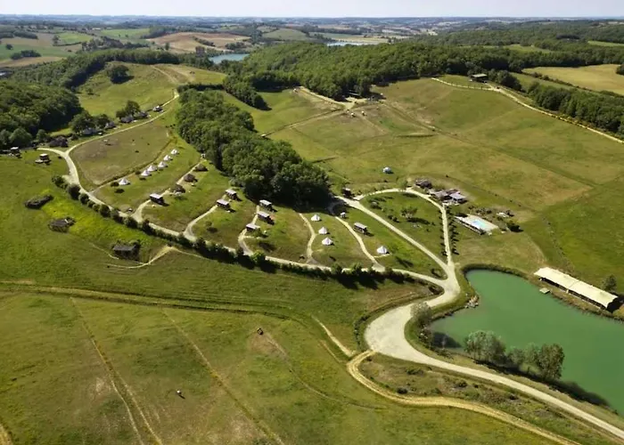 4 Etoiles - Piscine - Eed0aa 伊斯蒂庞