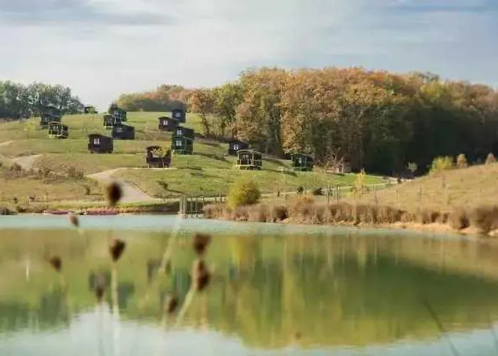 4 Etoiles - Piscine - Eed0aa *