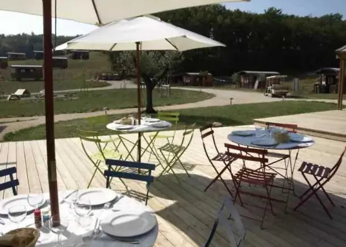 Camping 4 étoiles - Piscine - eed0aa Camping *